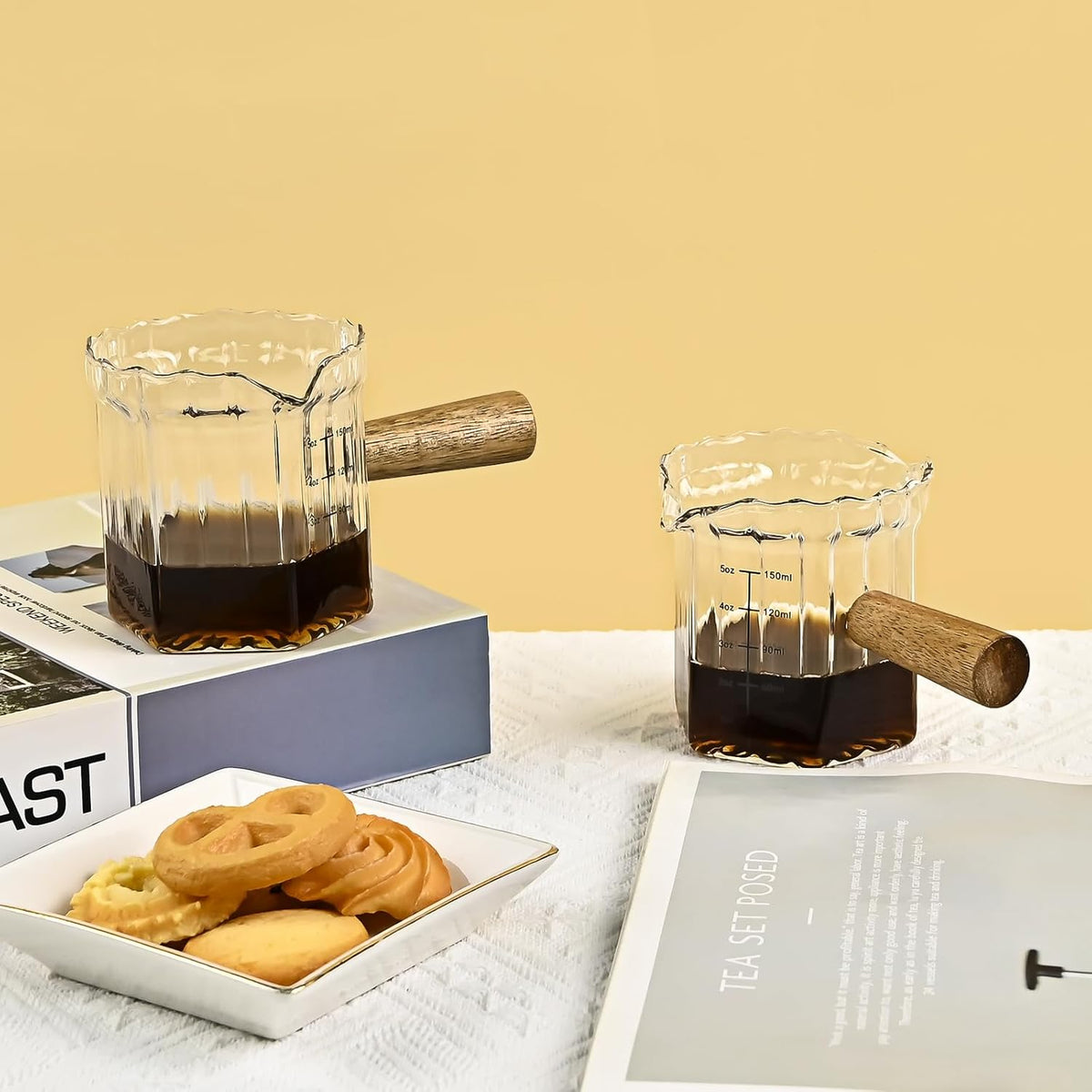 Glass Measuring Cup, 5oz Espresso Shot Glass with Wood Handle, Single Spout Measuring Triple Pitcher Milk Cup for Coffee Tea (Transparent Ribbed)