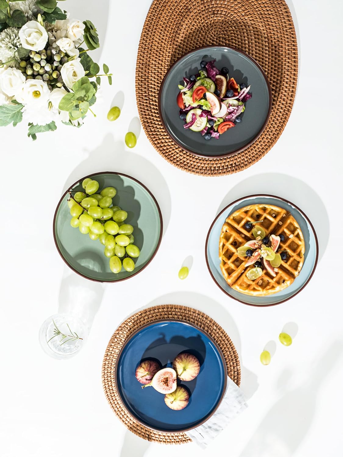 UNICASA Ceramic Dessert Plates - Salad Plates Set of 4, 8.25 Inch Round Serving Dishes Set for Pasta - Stoneware Dinnerware Set for Kitchen, Dishwasher&Microwave Safe - Assorted Colors