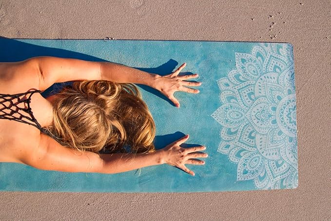 YOGA DESIGN LAB | The Combo Yoga Mat | 2-in-1 Mat+Towel | Eco Luxury | Ideal for Hot Yoga, Power, Bikram, Ashtanga, Sweat | Studio Quality | Includes Carrying Strap!
