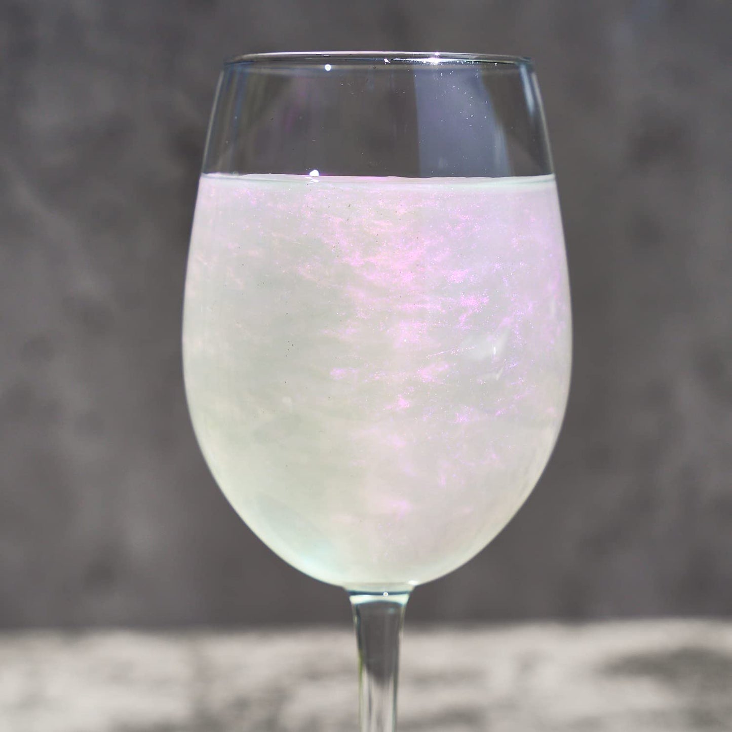 Brew Glitter - Purple Iridescent (45g Shaker 1x Jar) | Color Changing Edible Glitter for Drinks, Cocktails, Beer, Garnish & Beverages