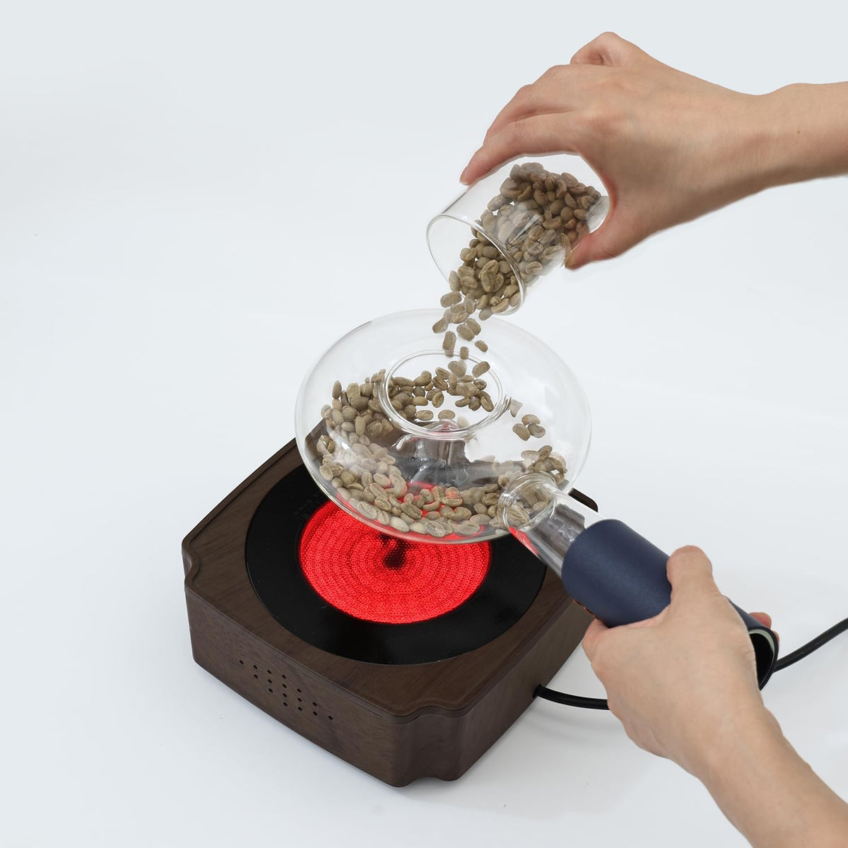 Portable glass coffee bean roaster - High borosilicate glass manual home coffee roasting kit, suitable for small batch roasting of nuts and coffee beans, stove-safe (50-80 grams capacity)