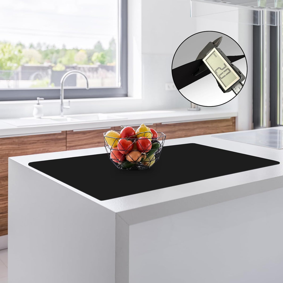 2MM Thick Silicone Countertop Mat, 35.4"x 23.6" Silicone Mats for Kitchen Counter, Nonslip Heat Resistant Mat, Large Kitchen Counter Mats, Waterproof Countertop Protector(Black)
