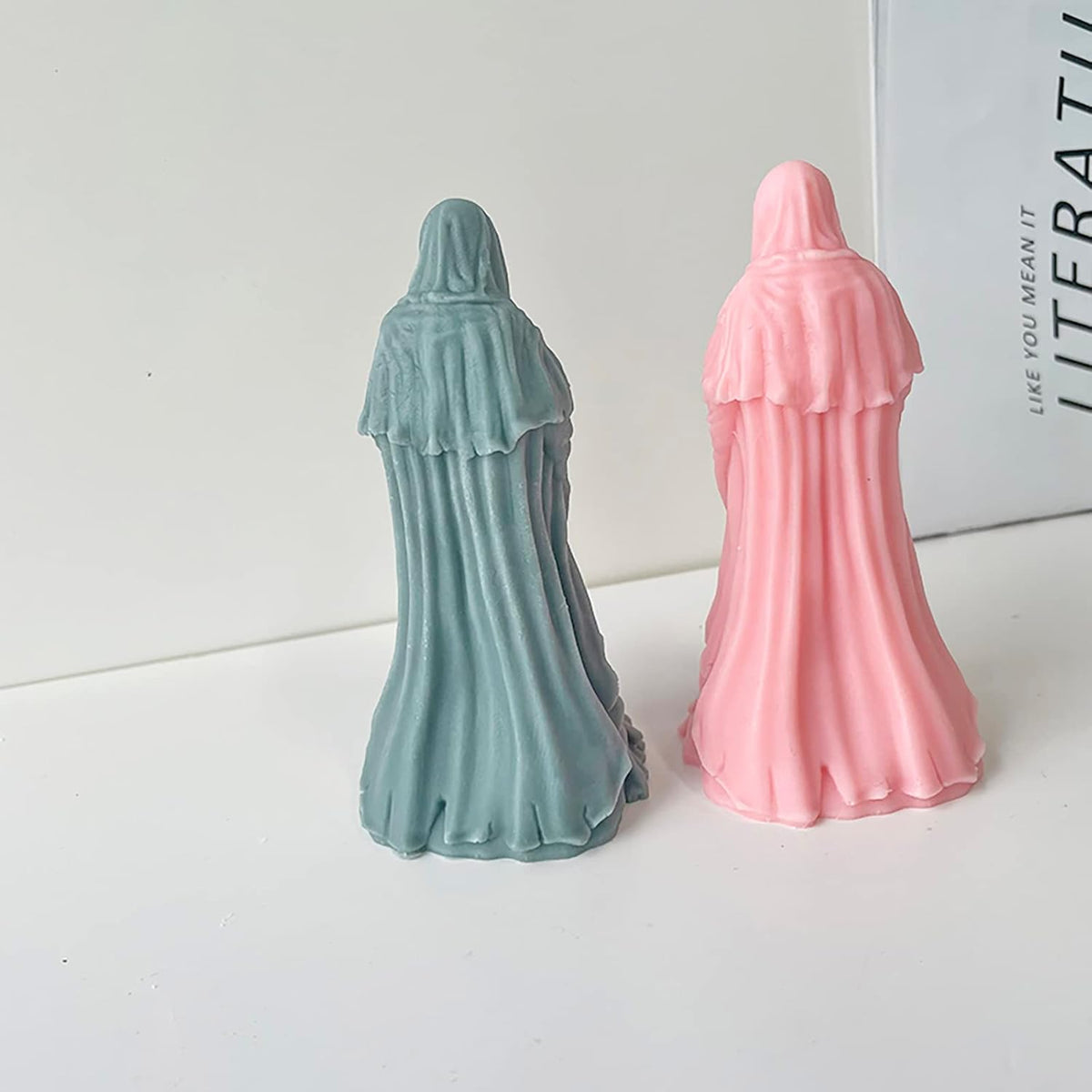 Sword Man Cylinder Candle Mold - Resin Casting Silicone Molds for Home Decor & Candle Making Wave Spiral Mold