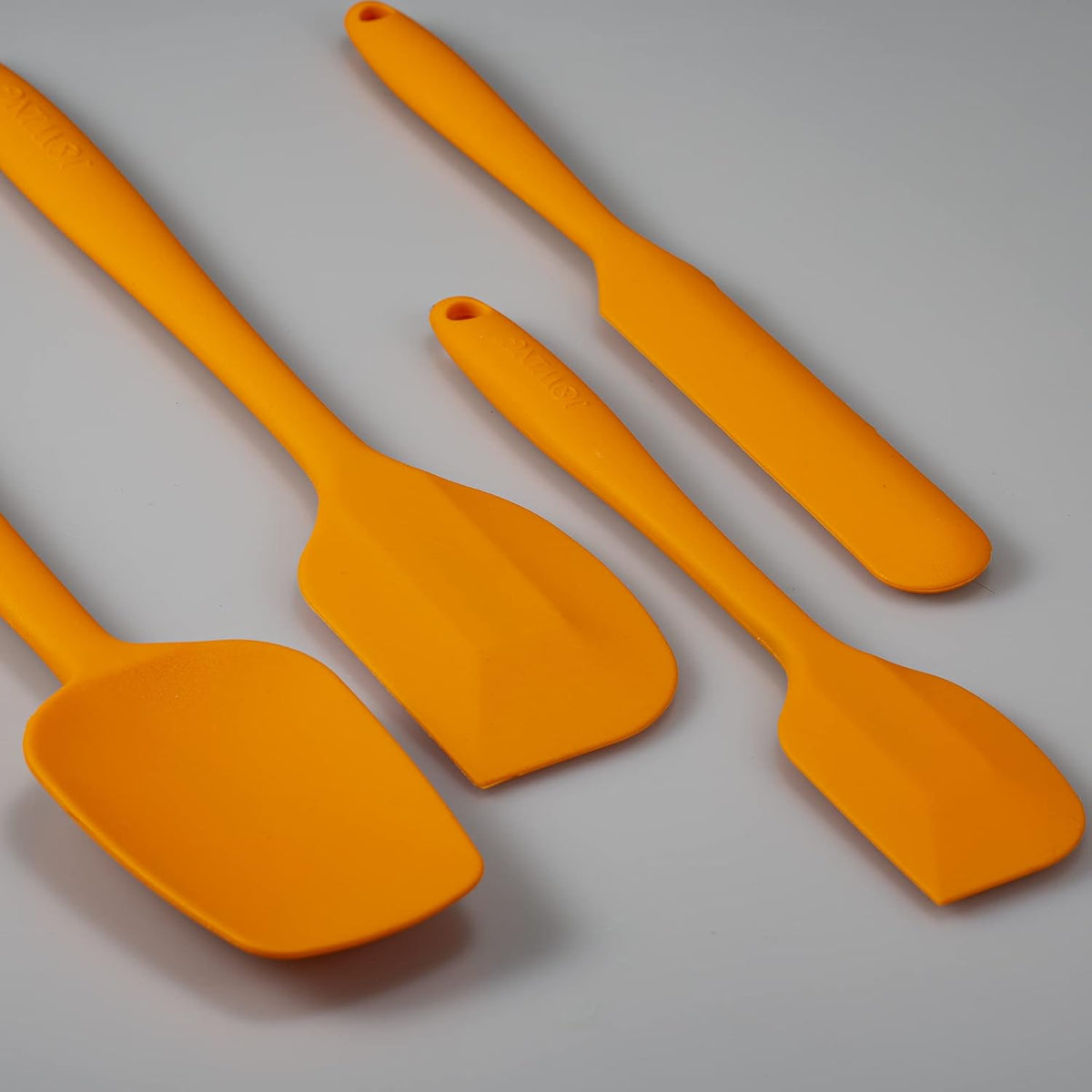 4 Piece Silicone Spatula Set, Flexible Heat Resistant Non-scratch Baking Cooking Rubber Spatulas with Stainless Steel Core, Orange