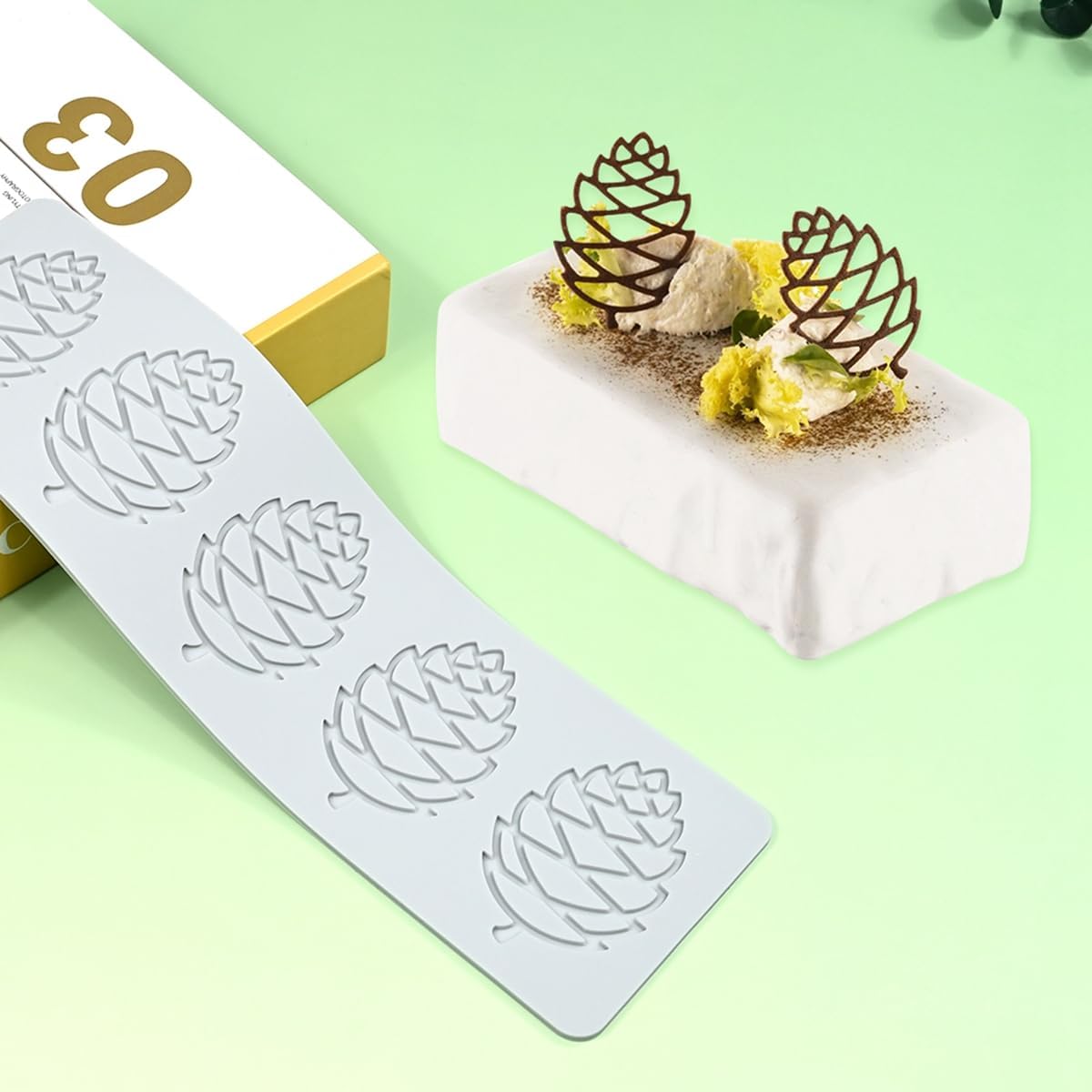 mostsom3D Hollow Out Lace Mold Silicone Pinecone Shape Fondant Molds Chocolate Mould For Cake Pastry Decor Baking Gumpaste Moulds Decoration Sugar Lace Veil Mat (O_ Pinecone)