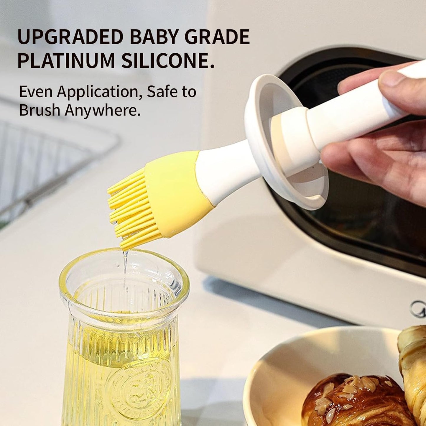 Oil Dispenser with Brush - Glass Olive Oil Dispenser for Kitchen, 3 IN 1 Oil Dispenser Bottle with Silicone Basting Brush for Cooking Vinegar Sauce BBQ Grill Frying (Green/White)