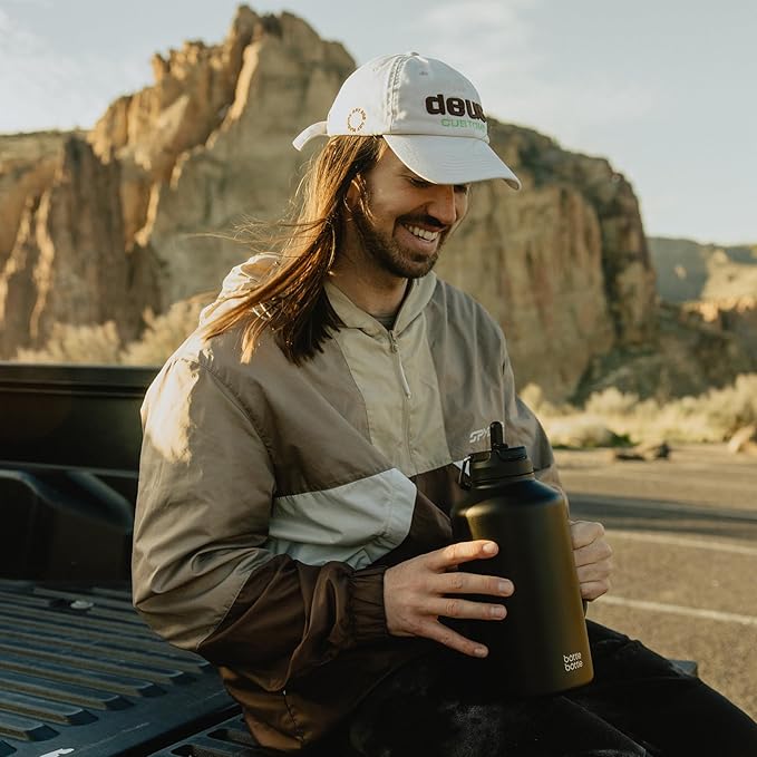 BOTTLE BOTTLE Insulated Water Bottle 64 oz with Straw and Dual-use Lid Stainless Steel Water Bottle for Men with Handle Vacuum Insulated jug for Workout Gym Soccer and Sports blue