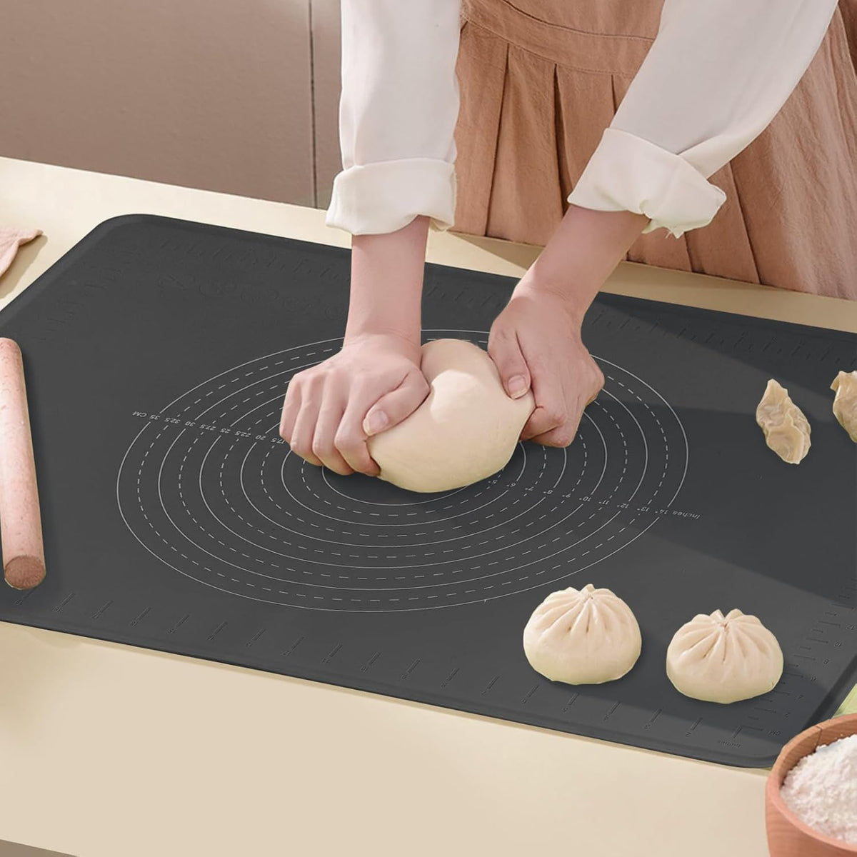 24"X16" Silicone Baking Mat Extra Large Non-stick Pastry Mat with High Edge, Dough Rolling Board for Pastry, Macarons, Pies, Bread, Cookies, Pizza, Fondant, Pasta, Food Grade Silicone Baking Supplies