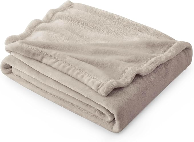 Bedsure Fleece Blankets Twin Size Oxford Tan - 300GSM Lightweight Plush Fuzzy Cozy Soft Blanket for Bed, Sofa, Couch, Travel, Camping, 60x80 inches