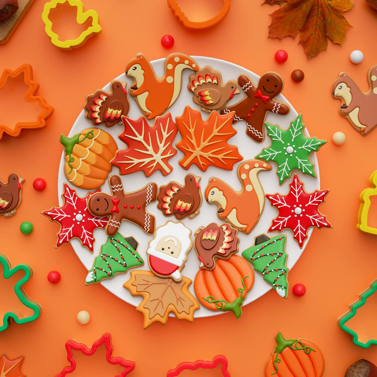 Fall Thanksgiving Cookie cutters Set 8 Pieces, Holiday Christmas Cookie Cutters Pumpkin Leaf Baking Cutters Shapes for Kids with Comfort Grip, Gingerbread Man, Turkey, Squirrel, Xmas Tree, Santa, etc