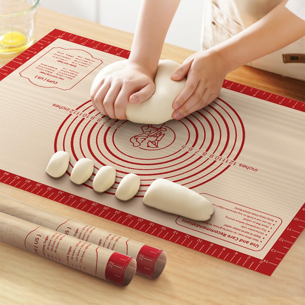 Silicone Baking Mat, Reusable Silicone Dough Mat, Non-Stick Pastry Mat, Heat Resistant Silicone Mat for Baking Cookies, Cake, Bread, Chocolate, Pizza, Crust, Pie Oven Mat, Easy to Clean