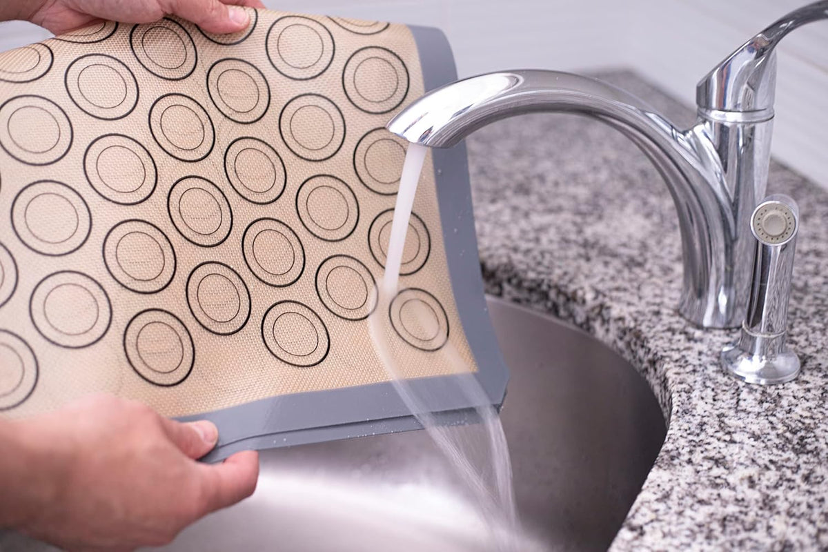 Macaron Silicone Baking Mats - Set of 2 - Full Size - 16.5 x 24, Non-Stick Macaron Mat for Perfect Baking - Dishwasher & Oven Safe, Ideal for Macarons, Cookies, Bread, and More