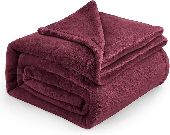 Bedsure Fleece Blankets Queen Size Red Burgundy - Bed Blanket Soft Lightweight Plush Fuzzy Cozy Luxury Microfiber, 90x90 inches