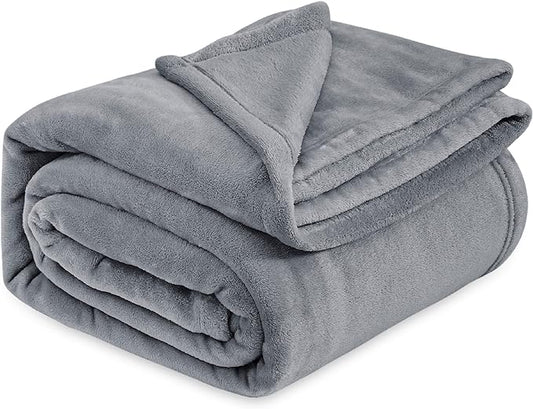 Bedsure Fleece King Size Blankets for Bed Grey - Soft Lightweight Plush Cozy Fuzzy Luxury Warm Winter Blanket Microfiber, Room Home Decor Gifts for Women and Men, 108x90 inches