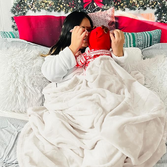 Bedsure Fleece Blanket Twin Size Cream - 300GSM Lightweight Plush Fuzzy Cozy Soft Warm Blanket for Bed, Sofa, Couch, Travel, Camping, 60x80 inches