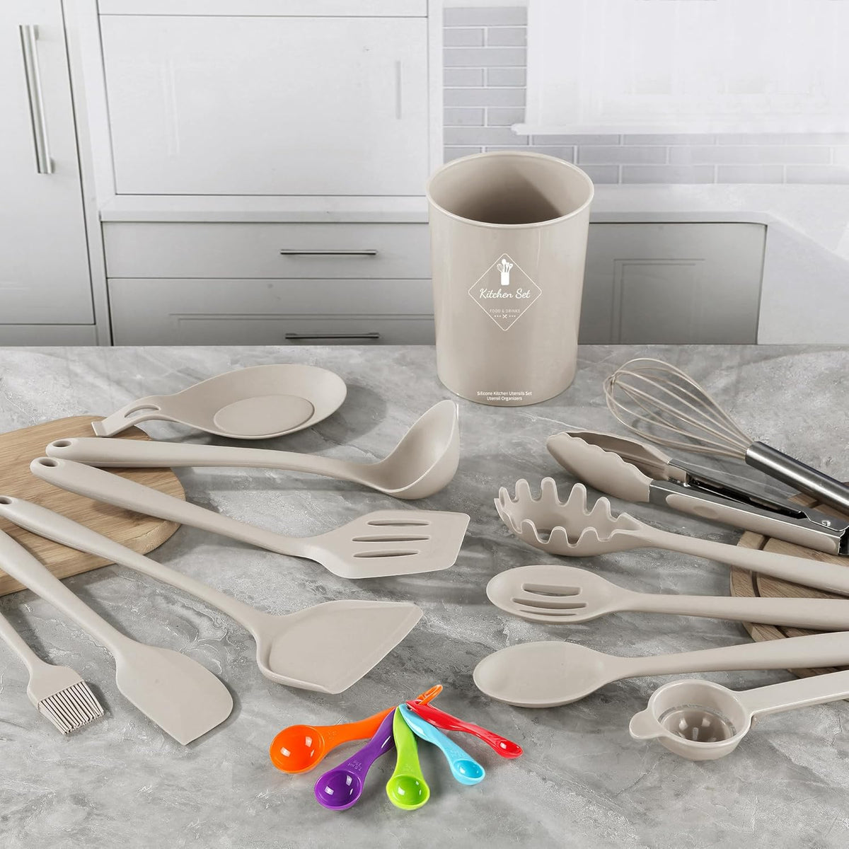 18 Pcs Cooking Utensils Set, Kitchen Utensils Set with Utensil Holder, 446°F Heat Resistant Silicone Spatula Set, Kitchen Gadgets Tools Set for Nonstick Cookware BPA FREE