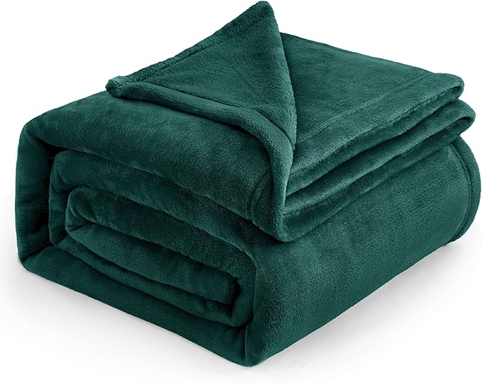 Bedsure Fleece Blankets King Size Emerald Green - Bed Blanket Soft Lightweight Plush Cozy Fuzzy Luxury Microfiber, 108x90 inches