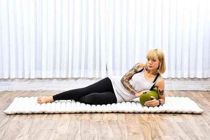 Leewadee Small Yoga Bolster – Shape-Retaining Cervical Neck Roll, Tube Pillow for Comfortable Reading, Kapok Filling, 22 x 6 x 6 inches