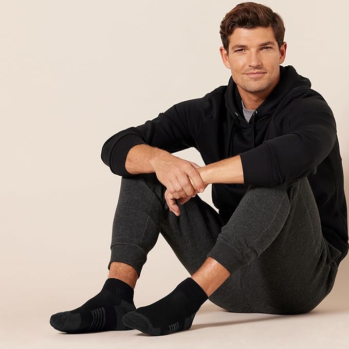 Amazon Essentials Men's Athletic Ankle Socks, Breathable, Cotton Blend, Cushioned, 6 Pairs