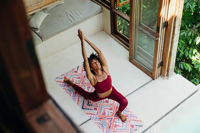 YOGA DESIGN LAB | The Combo Yoga Mat | 2-in-1 Mat+Towel | Eco Luxury | Ideal for Hot Yoga, Power, Bikram, Ashtanga, Sweat | Studio Quality | Includes Carrying Strap!