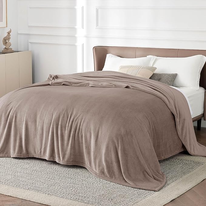 Bedsure Fleece King Size Blankets for Bed Mocha Brown - Soft Lightweight Plush Cozy Fuzzy Luxury Microfiber, 108x90 inches