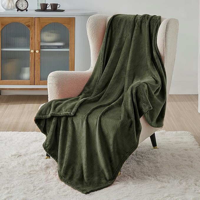 Bedsure Fleece Blanket Twin Size Olive Green - 300GSM Lightweight Plush Fuzzy Cozy Soft Warm Blanket for Bed, Sofa, Couch, Travel, Camping, 60x80 inches