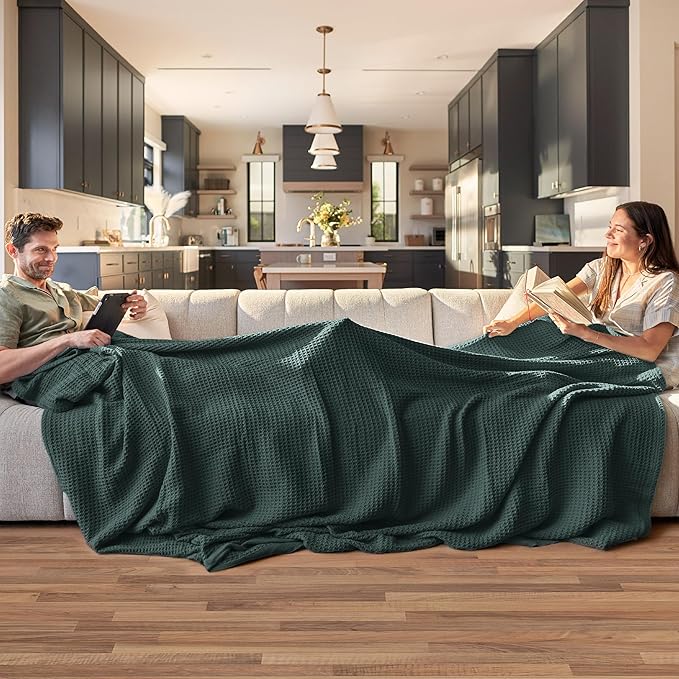 Bedsure 100% Cotton Blanket Queen Size for Bed - Breathable and Soft, Waffle Weave Blanket for Summer, Thick Cozy Fall Blankets for Women Gift, Dark Green, 90x90 Inches
