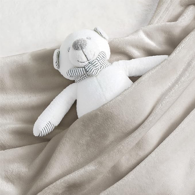 Bedsure Bedding Fleece Blanket for Girls and Boys - Soft Cozy Cute Small Throw Blankets for Travel, 43x55 Inches, Linen