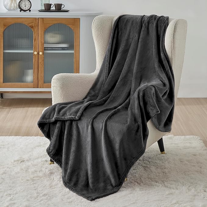Bedsure Fleece Throw Blanket Dark Grey - 300GSM Blankets for Couch, Sofa, Bed, Soft Lightweight Plush Cozy Throws for Toddlers