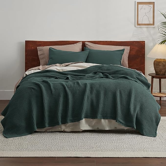 Bedsure 100% Cotton Blanket Queen Size for Bed - Breathable and Soft, Waffle Weave Blanket for Summer, Thick Cozy Fall Blankets for Women Gift, Dark Green, 90x90 Inches