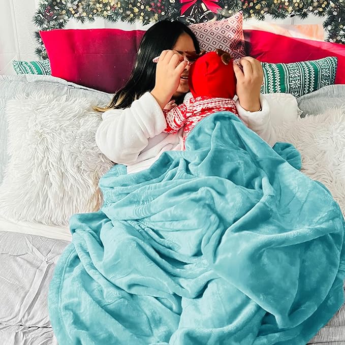 Bedsure Fleece King Size Blankets for Bed River Blue - Soft Lightweight Plush Cozy Fuzzy Luxury Microfiber, 108x90 inches