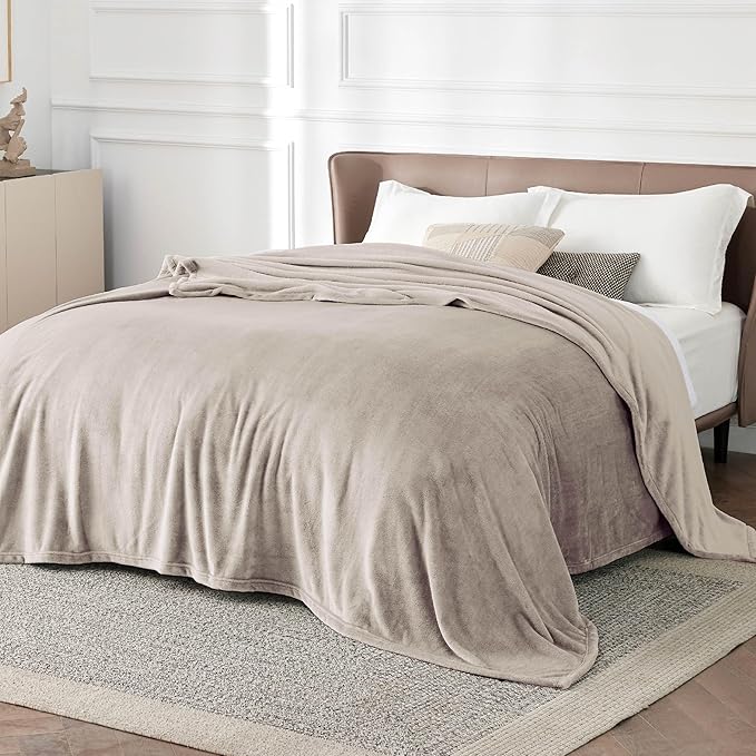 Bedsure Fleece Bed Blankets Queen Size Oxford Tan - Soft Lightweight Plush Fuzzy Cozy Luxury Blanket Microfiber, 90x90 inches