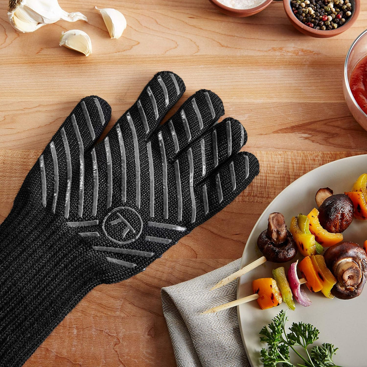 Outset 76254 Professional High Temperature Grill Glove, X-Large, Large/Extra-Large, Black